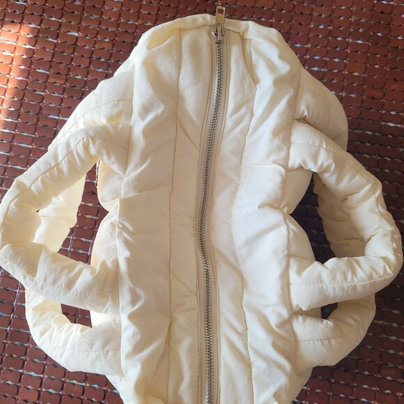 My Mum Made It Puffer Tote Bag - Picture 7 of 8